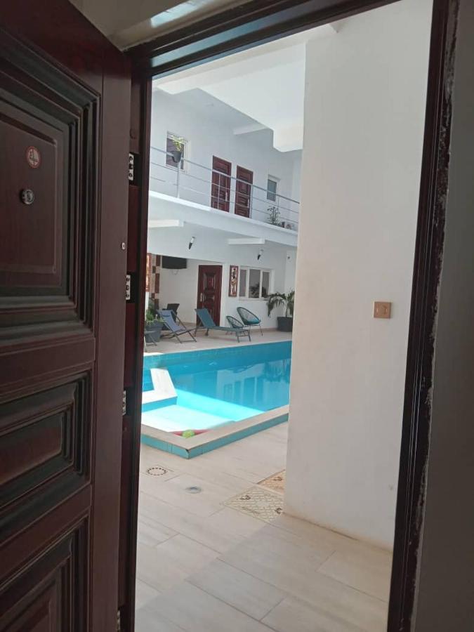 Residence Marie France Mendy Toubab Dialaw Exteriör bild